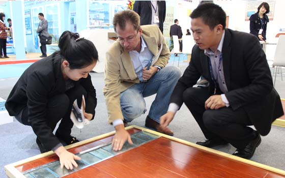 安邦集團參加中國（北京）國際供熱通風空調(diào)、衛(wèi)生潔具及城建設備與技術(shù)展會現(xiàn)場(圖5)